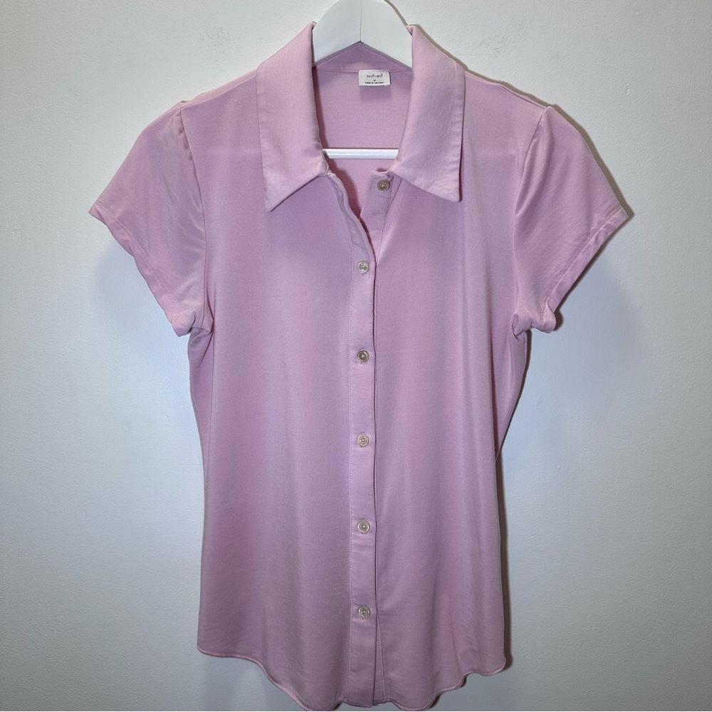 Aritzia Light Pink Short Sleeve Button-Up Top